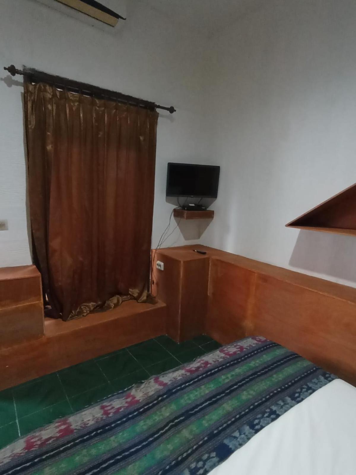 ホテル Wahyu Gili 1 ギリ・トラワンガン エクステリア 写真